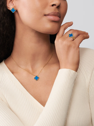 Van Cleef Vintage Alhambra pendant Blue , Agate