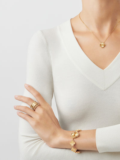Van Cleef Vintage Alhambra pendant Gold