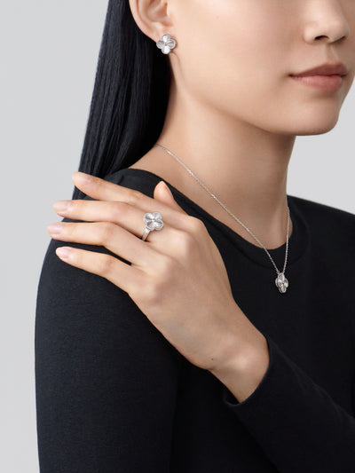 Van Cleef Vintage Alhambra pendant Silver